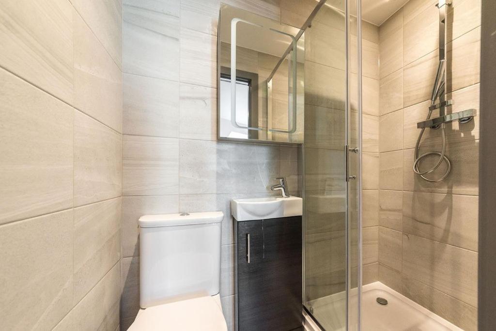 Boutique Castle View 3 Bedroom * Edinburgh