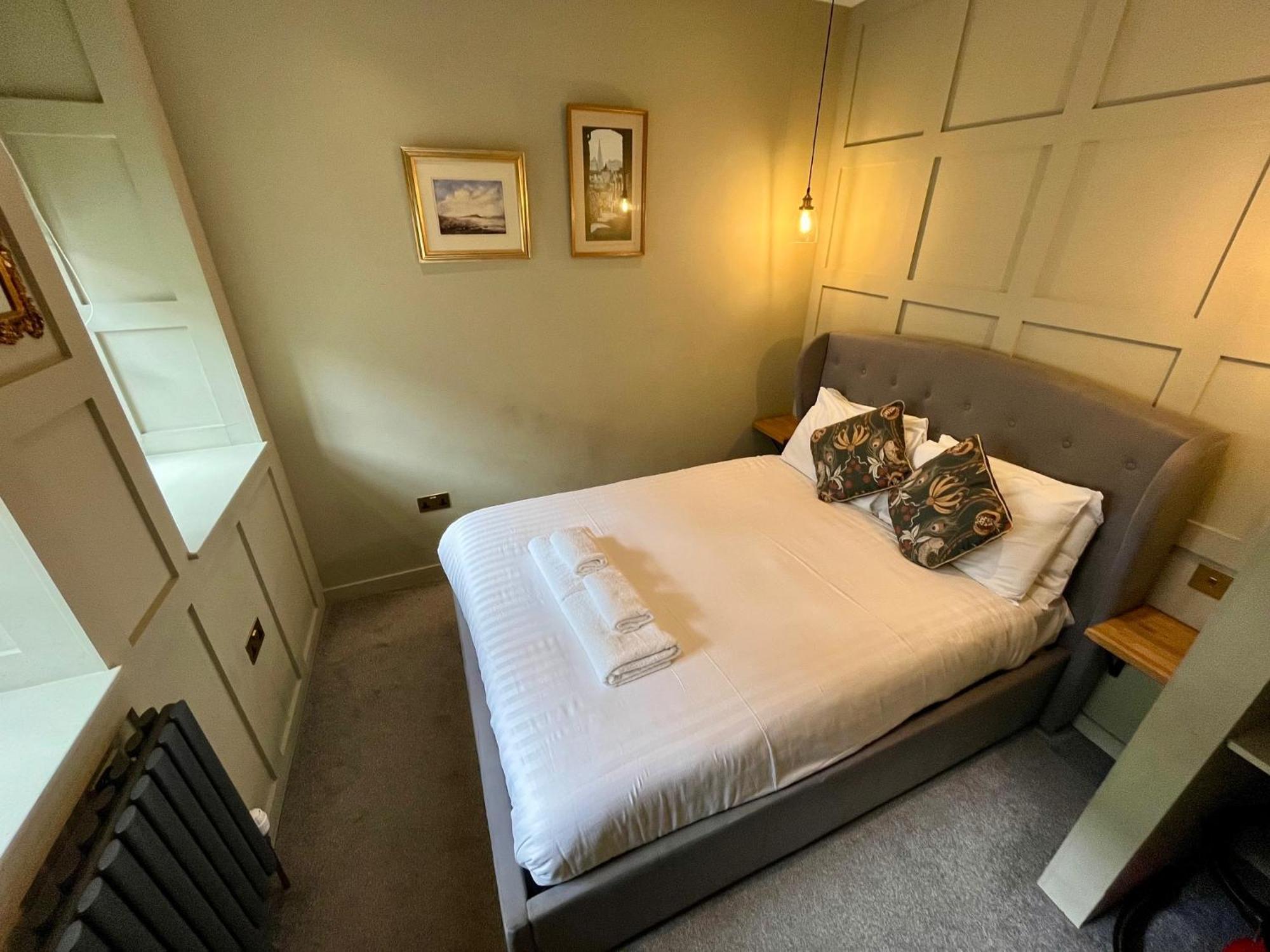 Apartment Boutique Castle View 3 Bedroom Edinburgh
