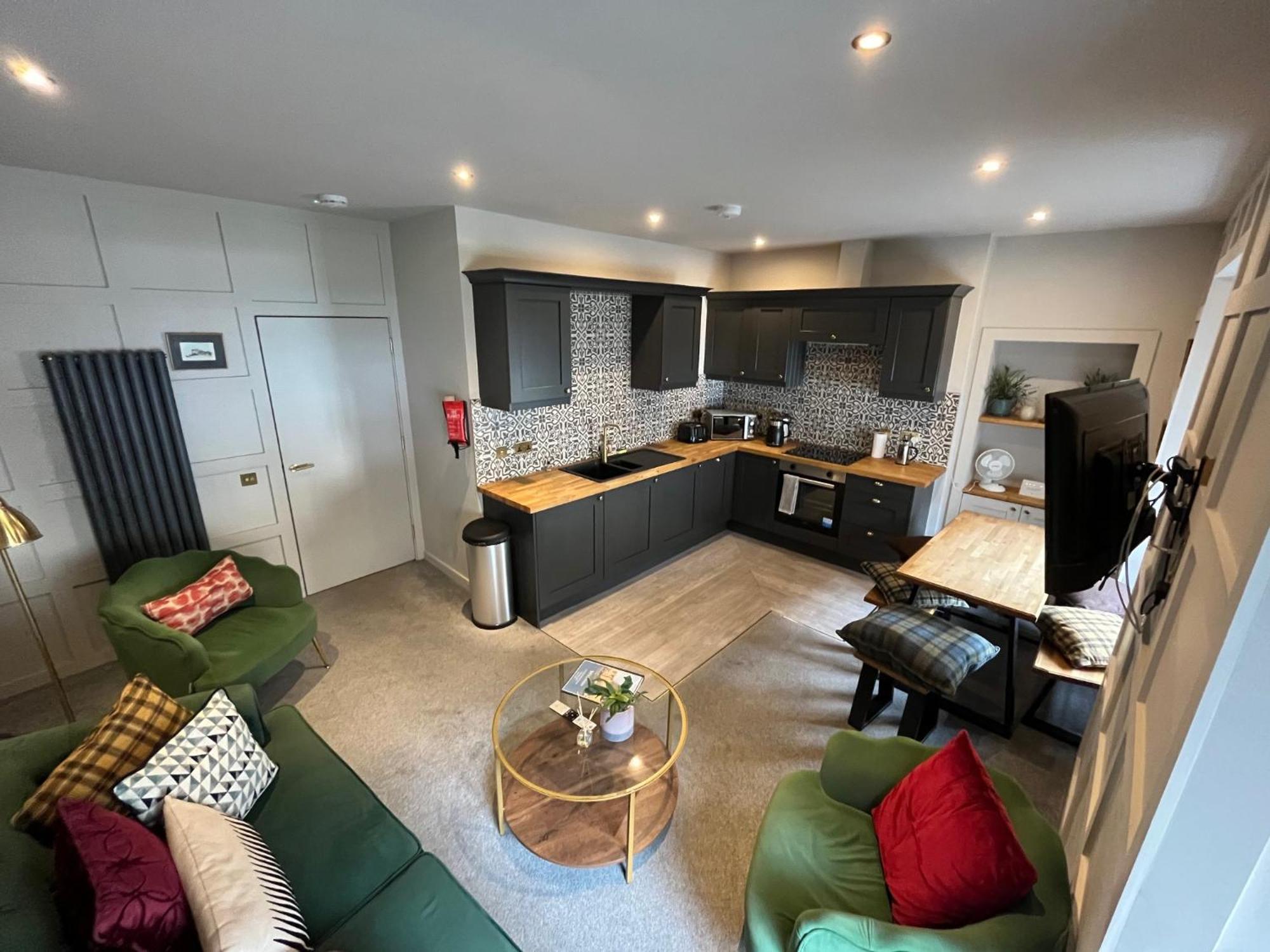 Boutique Castle View 3 Bedroom * Edinburgh
